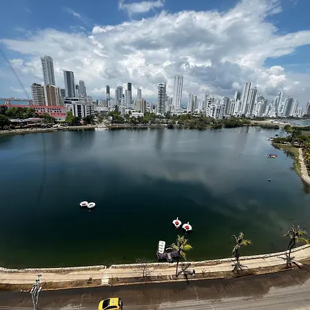 Apartamento En Marina Del Rey Laguito *